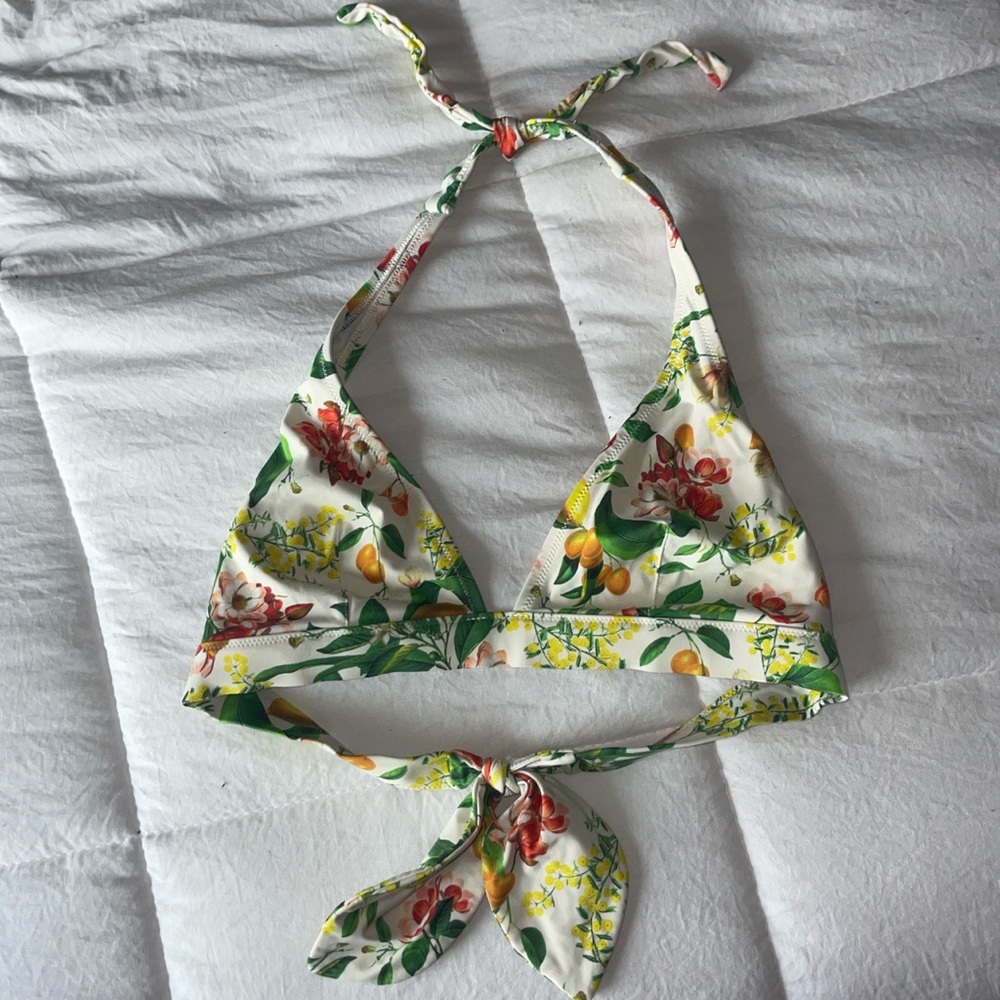 uniqlo bikini top